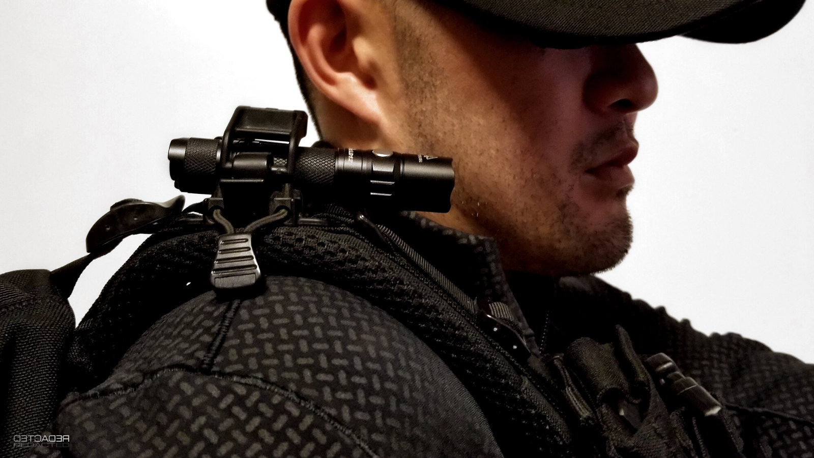 Backpack-Strap-POV-Shoulder-Torch-Integration-detcadeR Tradecraft