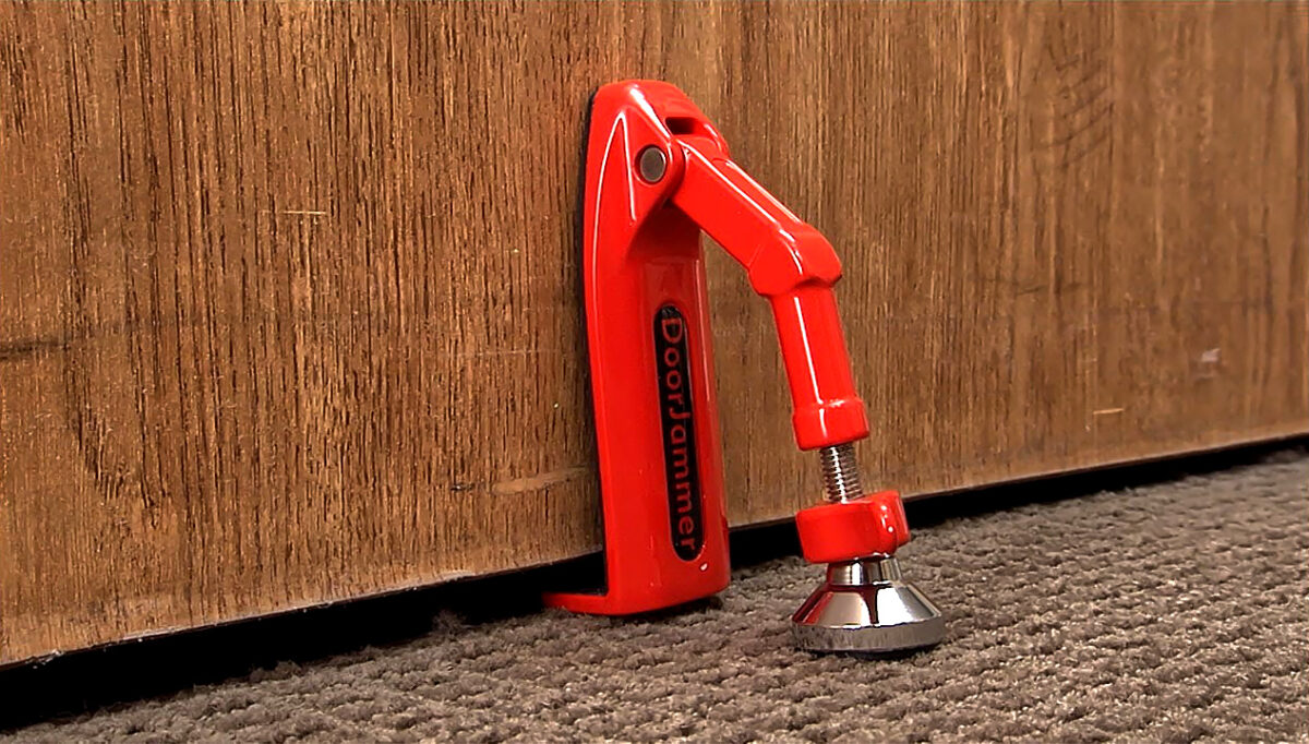 DoorJammer: Portable Lock Device